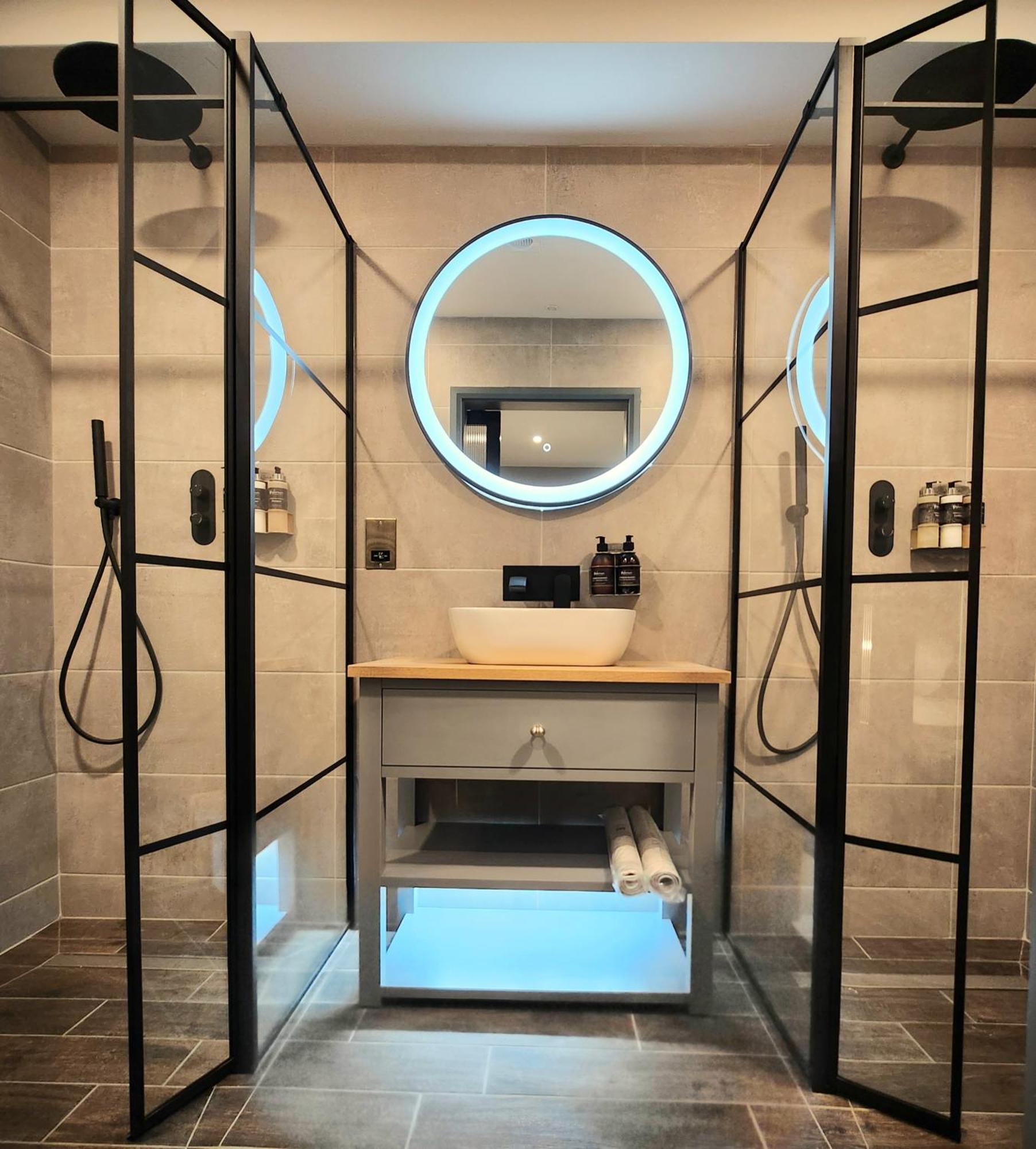 Pinnacle Suites Hotel Cowes  Zewnętrze zdjęcie